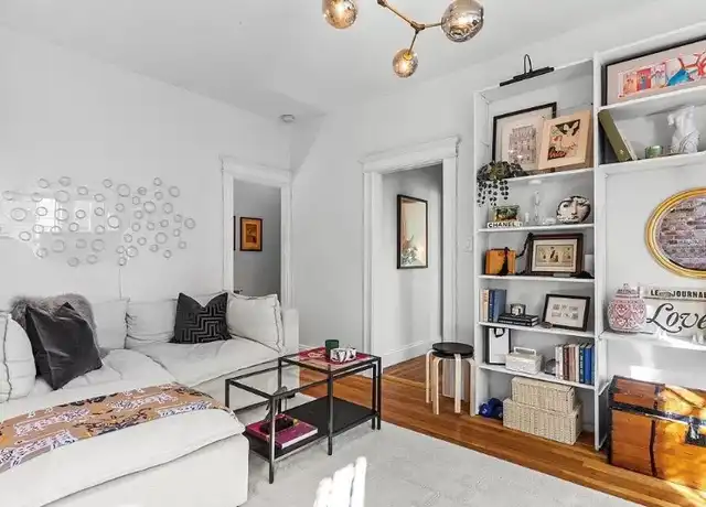 Property at 4 Crawford St #2, Cambridge, MA, 02139, 1 bed, 1 bath, [object Object]