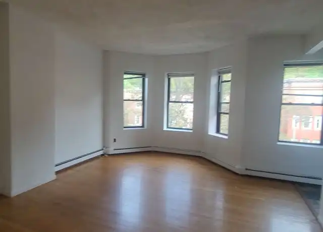 Property at 67 S Huntington Ave, Jamaica Plain, MA, 02130, 1 bed, 1 bath, [object Object]
