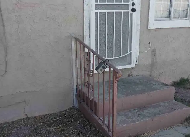 Property at 720 W Main St, Barstow, CA, 92311, 2 beds, 1 bath, [object Object]