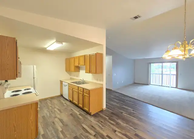 Property at 3225 S Sycamore Ave Unit 205, Sioux Falls, SD, 57110, 2 beds, 1 bath, [object Object]