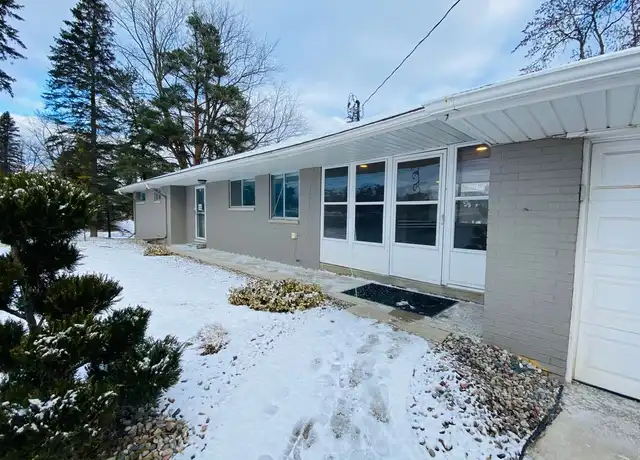 Property at 8089 N Holly Rd, Holly, MI, 48442, 3 beds, 2.5 baths, [object Object]
