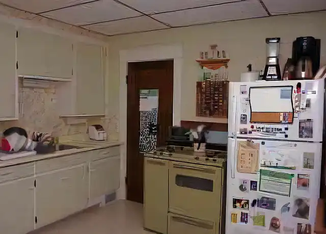 Property at 13 Albro St Unit 2B, Providence, RI, 02903, 2 beds, 1 bath, [object Object]