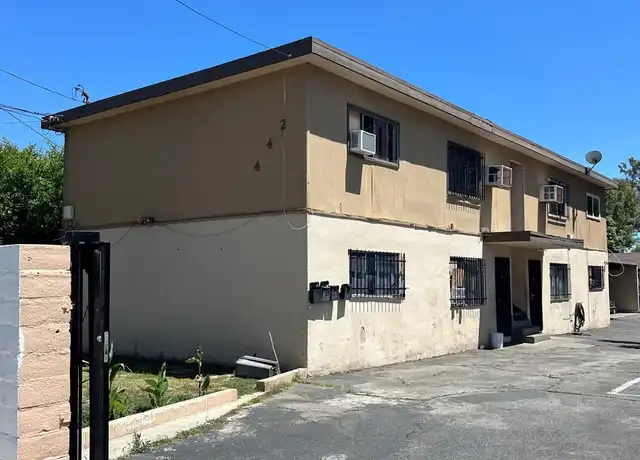 Property at 442 W 12th St Unit 4, Pomona, CA, 91766, 2 beds, 1 bath, [object Object]