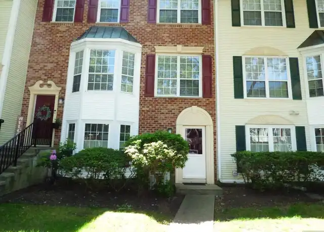 Property at 261 Larch Ln #261, Mahwah, NJ, 07430, 2 beds, 2 baths, [object Object]