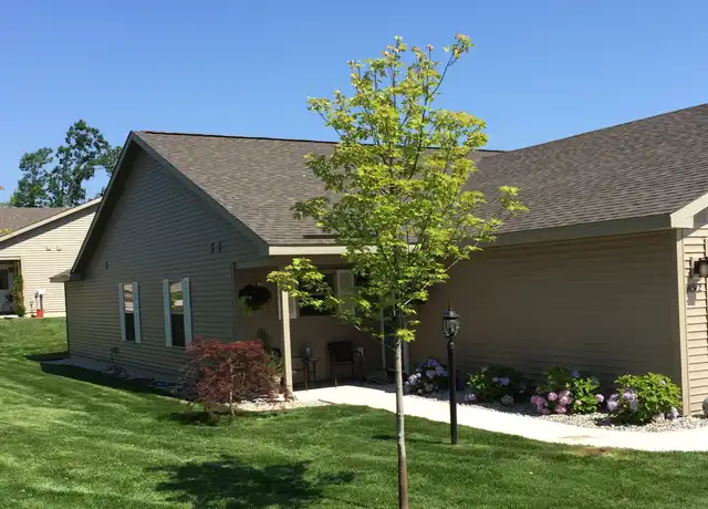 Property at 1243 Terrace Bluff Dr Unit 1243, Traverse City, MI, 49686, 3 beds, 2 baths, [object Object]