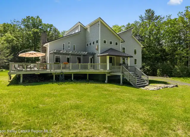 Property at 269 Brown Rd, Olivebridge, NY, 12461, 2 beds, 3 baths, [object Object]