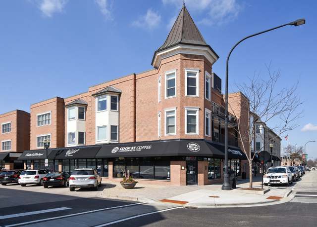 Photo of 100 E Station St #316, Barrington, IL 60010
