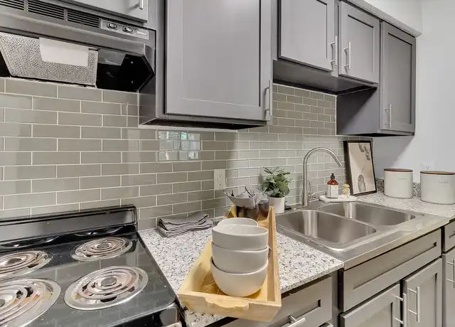 Property at Station at Elm Creek - 5050 Fredericksburg Rd, San Antonio, TX, 78229, 0-2 beds, 1 bath, [object Object]