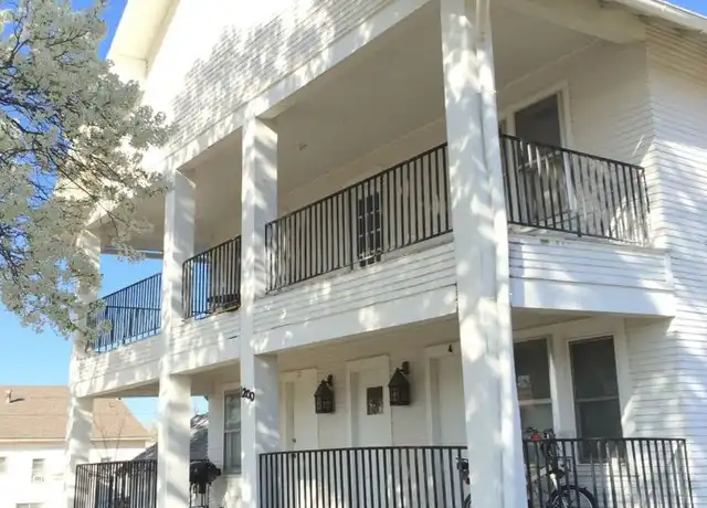 Property at 1200 N Severance St Unit 02, Hutchinson, KS, 67501, 1 bed, 1 bath, [object Object]