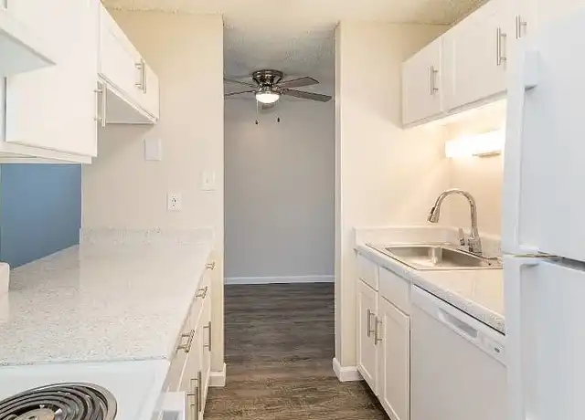 Property at Peak View - 1205 S Chelton Rd, Colorado Springs, CO, 80910, 1 bed, 1 bath, [object Object]