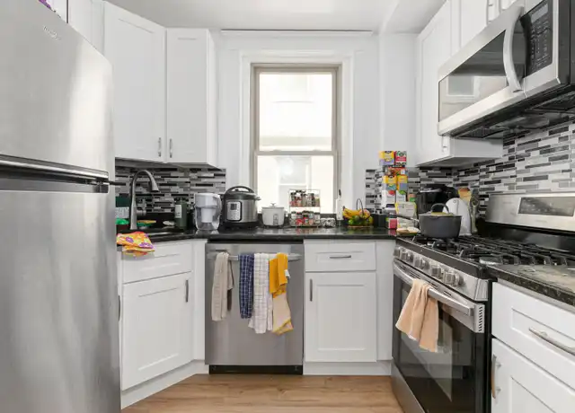 Property at 7 Woodbridge St, Cambridge, MA, 02140, 3 beds, 1 bath, [object Object]