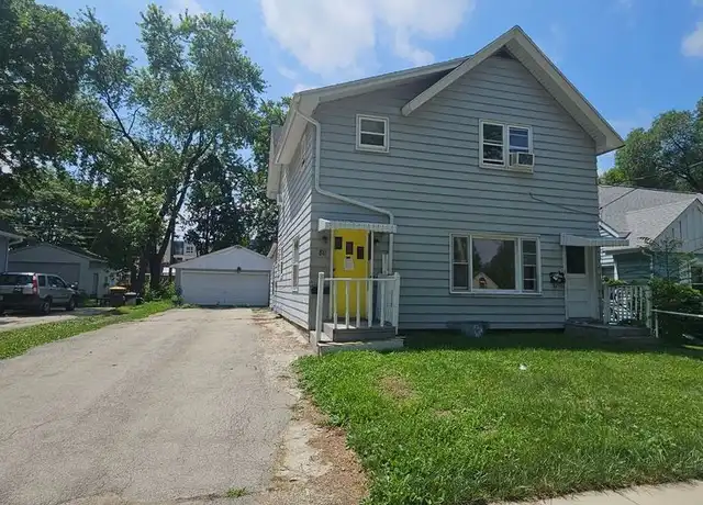 Property at 811 Rock St Unit Lower, Waukesha, WI, 53186, 2 beds, 1 bath, [object Object]