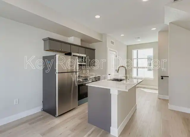 Property at 4100 E Warren Ave Unit 4, Denver, CO, 80222, 2 beds, 1.5 baths, [object Object]