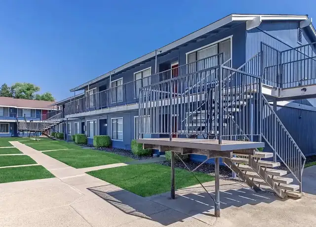 Photo of 1287 Loughborough Dr, Merced, CA 95348