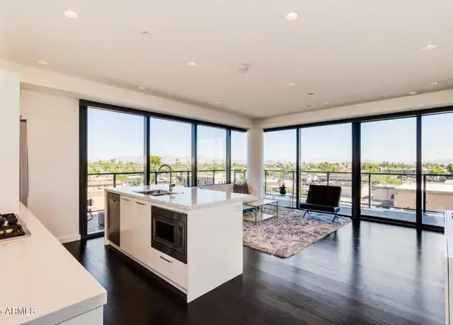 Property at 4422 N 75th St #5014, Scottsdale, AZ, 85251, 2 beds, 2 baths, [object Object]