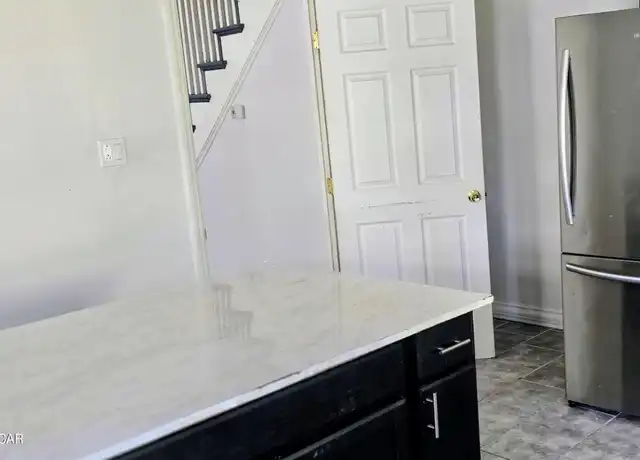 Property at 263 Barney St, Wilkes Barre, PA, 18702, 4 beds, 1 bath, [object Object]