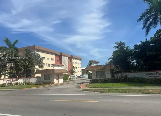 Property at 5300 Washington St Unit C211, Hollywood, FL, 33021, 2 beds, 2 baths, [object Object]