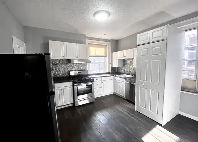 Property at 2 Academy St Unit 3, New Haven, CT, 06511, 3 beds, 1 bath, [object Object]