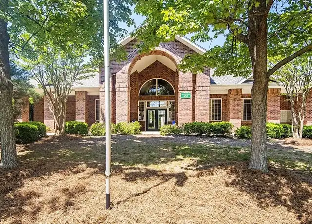 Property at 100 Laurel Pointe Cir, Salisbury, NC, 28147, 2-3 beds, 2 baths, [object Object]
