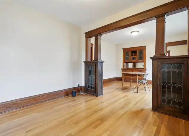 Property at 1629 Saint Anthony Ave Unit 2, St Paul, MN, 55104, 3 beds, 1 bath, [object Object]