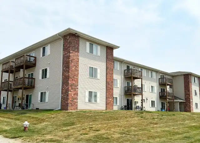 Property at 2400 N 8th St Unit 38, Red Oak, IA, 51566, 3 beds, 2 baths, [object Object]