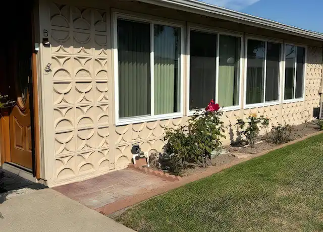 Property at 1080 Brookline Drive, M9-213K, Seal Beach, CA, 90740, 2 beds, 1 bath, [object Object]