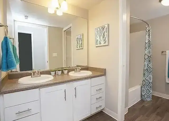Photo of 1660 Drew Cir, Davis, CA 95618