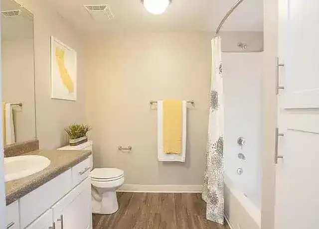 Photo of 1660 Drew Cir, Davis, CA 95618
