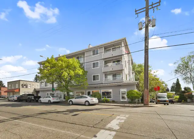 Property at 1000 NE 88th St, Seattle, WA, 98115, 2 beds, 1 bath, [object Object]