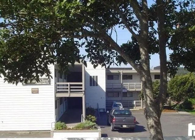 Photo of 809 Gaines St Unit 102, Port Townsend, WA 98368