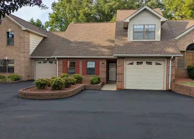 Property at 204 W 18th St Unit 1, Newton, NC, 28658, 2 beds, 2 baths, [object Object]