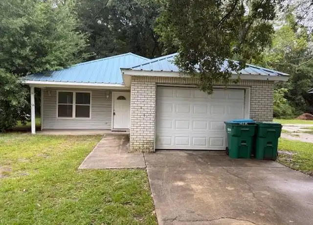 Property at 3940 32nd St, Gulfport, MS, 39501, 3 beds, 2 baths, [object Object]