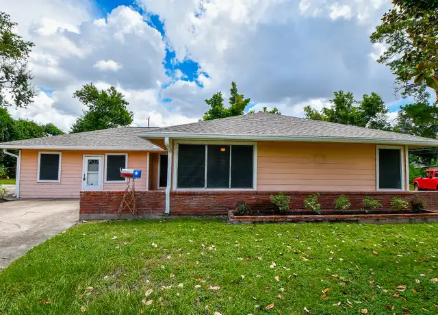 Property at 7602 Turquoise Ln, Houston, TX, 77055, 3 beds, 1.5 baths, [object Object]