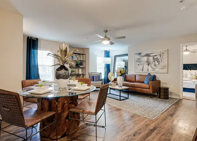 Photo of 315 N Greenville Ave, Allen, TX 75002