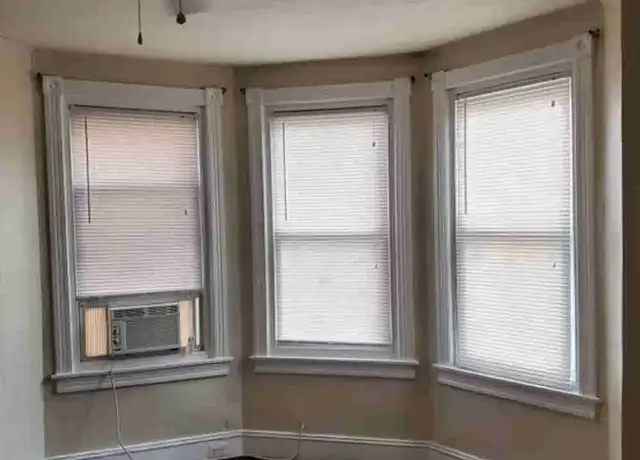 Property at 121 Pusey Ave Unit 2, Darby, PA, 19023, 1 bed, 1 bath, [object Object]