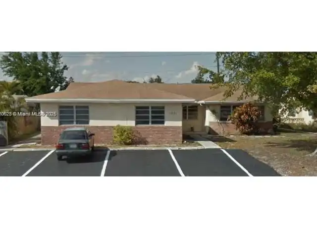 Property at 1821 NE 56th St Unit 1, Fort Lauderdale, FL, 33308, 2 beds, 1 bath, [object Object]