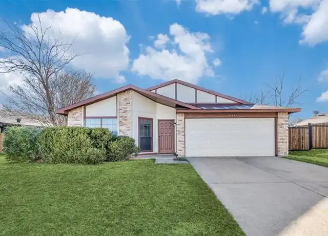 Property at 6625 Brookhaven Trl, Fort Worth, TX, 76133, 3 beds, 2 baths, [object Object]