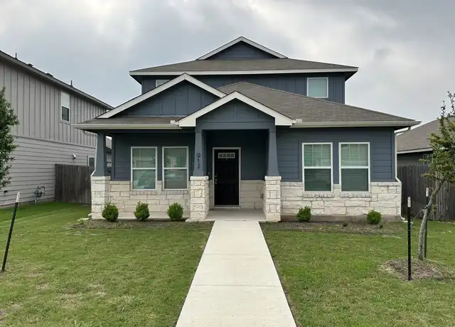 Property at 912 Main St, Hutto, TX, 78634, 4 beds, 2.5 baths, [object Object]