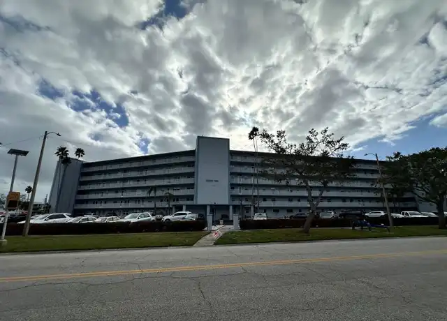 Property at 1868 Shore Dr S #608, South Pasadena, FL, 33707, 2 beds, 2 baths, [object Object]