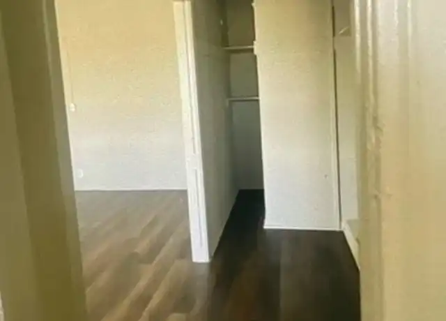 Property at 2500 S Hobart Blvd Unit 302, Los Angeles, CA, 90018, 0 beds, 1 bath, [object Object]