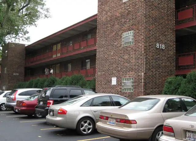 Property at 818 Noyes St Unit 1A, Evanston, IL, 60201, 2 beds, 1 bath, [object Object]