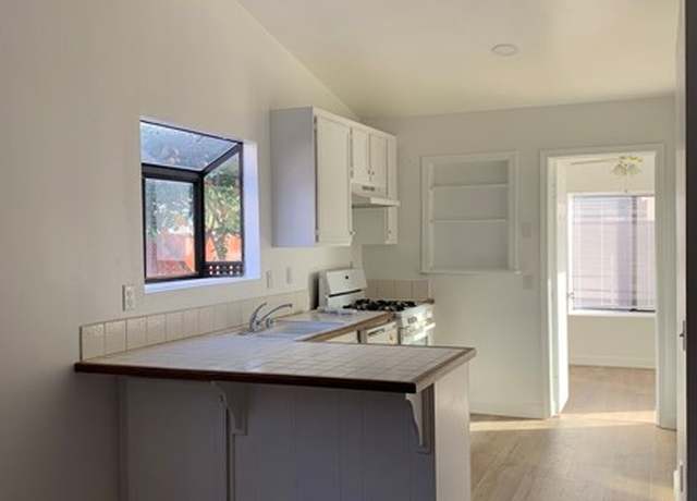 Photo of 328 Blue Ridge Ln, San Jacinto, CA 92583