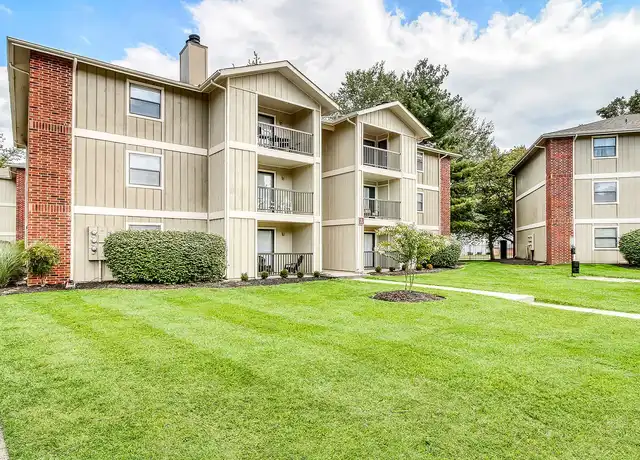 Property at Cypress Pointe - 425 S Hubbards Ln, Louisville, KY, 40207, 2 beds, 1-2 bath, [object Object]