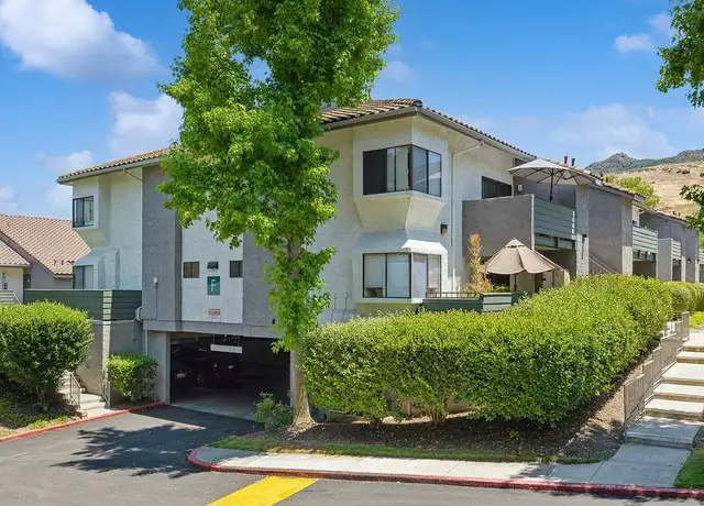 Photo of 30856 Agoura Rd, Agoura Hills, CA 91301