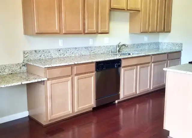 Property at 300 Glenwood Cir #184, Monterey, CA, 93940, 1 bed, 1 bath, [object Object]