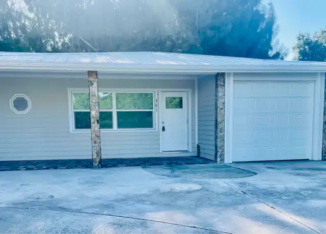Property at 301 S Jenkins Rd, Fort Pierce, FL, 34947, 3 beds, 2 baths, [object Object]
