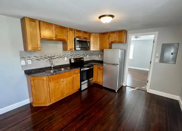Property at 749 S Main St Unit B, Middletown, CT, 06457, 1 bed, 1 bath, [object Object]