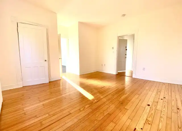 Property at 303 Albany Ave Unit 3, Kingston, NY, 12401, 1 bed, 1 bath, [object Object]