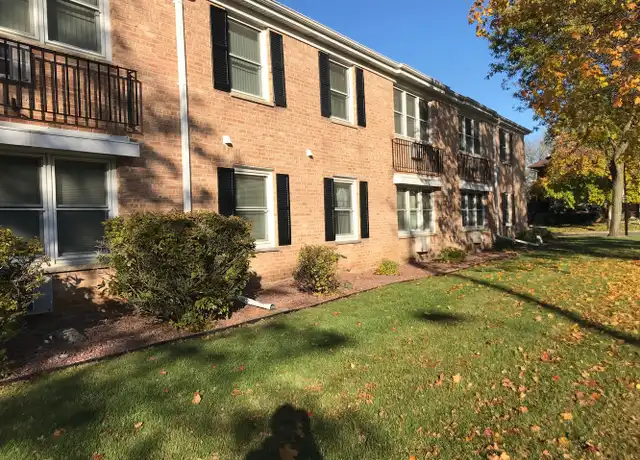 Property at 86 N Park Ave Unit 201, Fond du Lac, WI, 54935, 2 beds, 1 bath, [object Object]