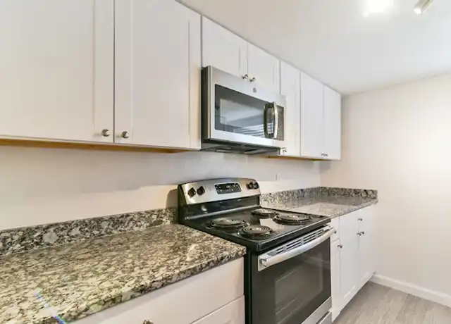 Property at 6608 South Fwy Unit 6612-28, Fort Worth, TX, 76134, 3 beds, 2 baths, [object Object]